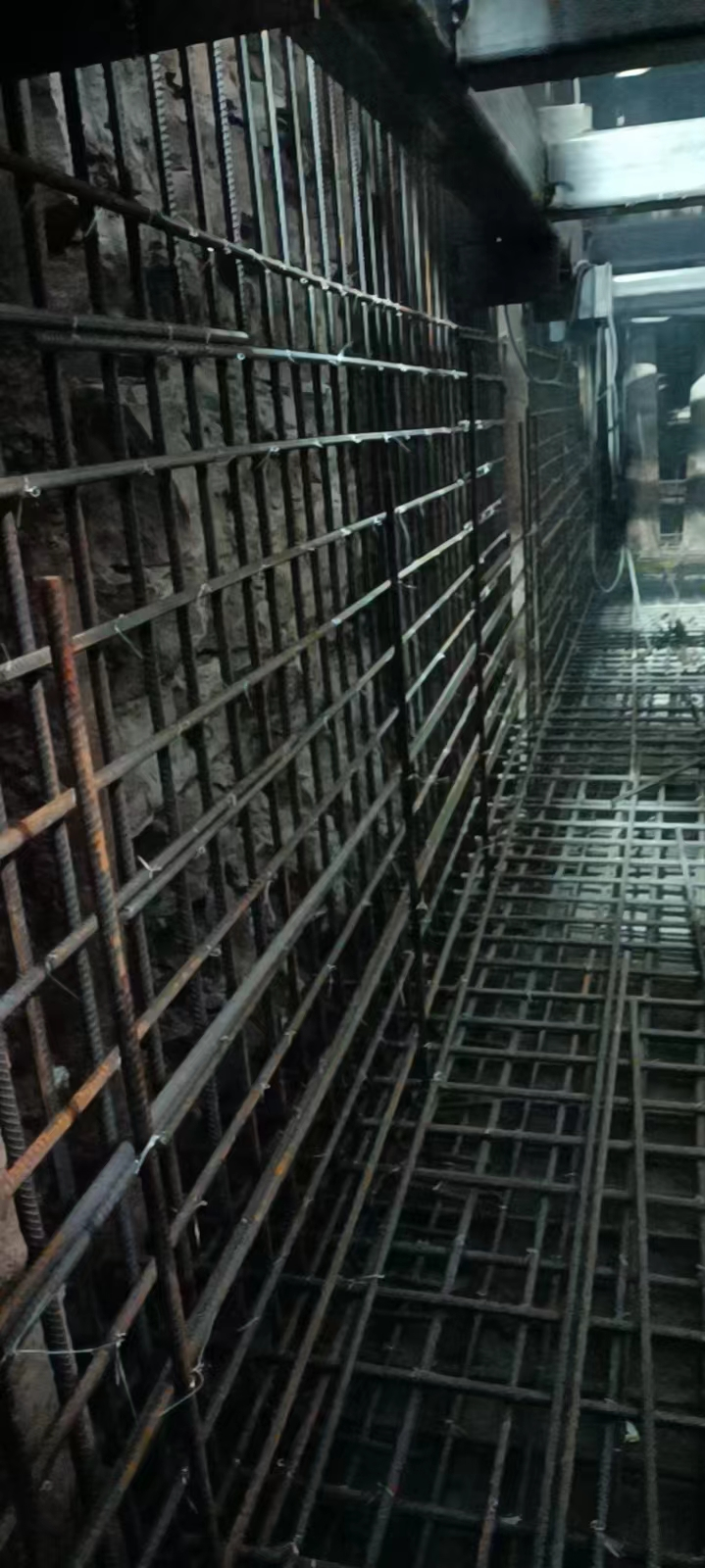 钢管桩加固